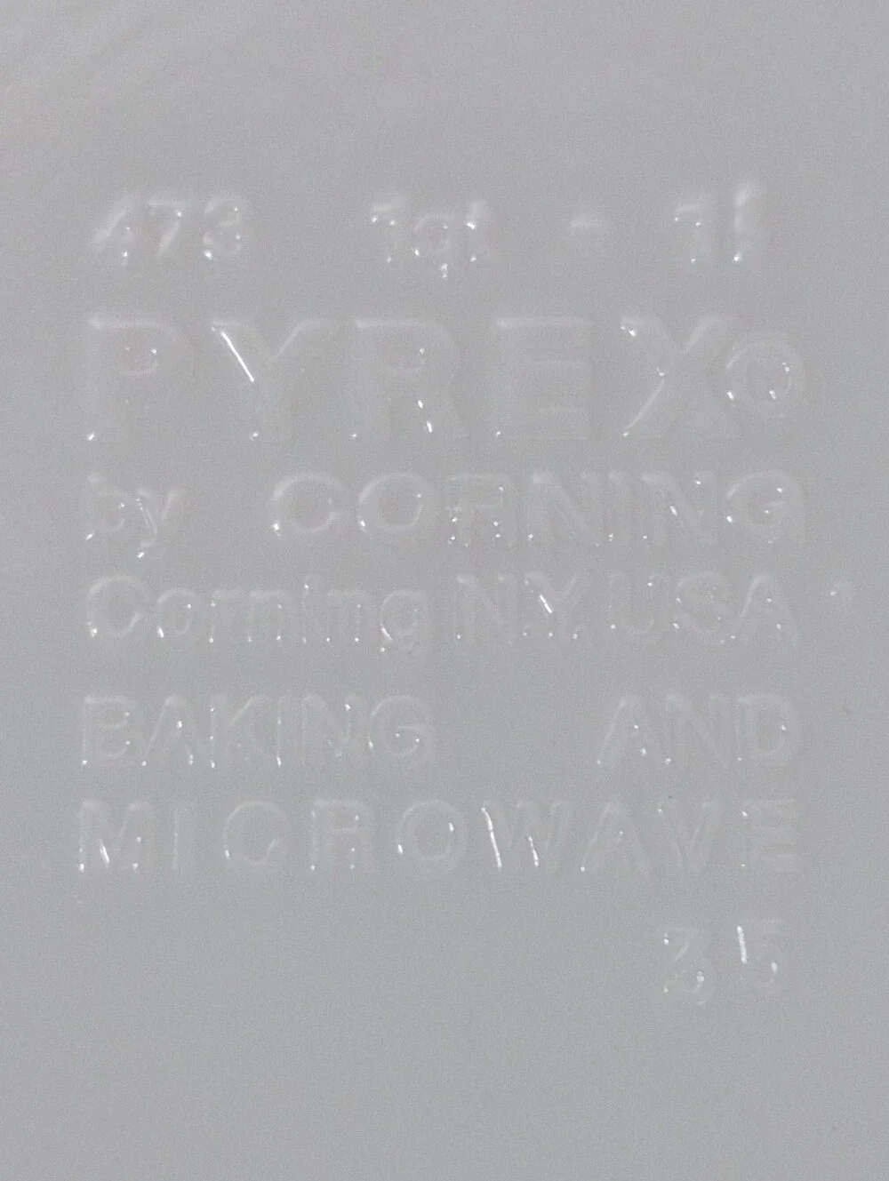 Lot Of 2 Pyrex Homestead 475-B And 473 Casserole Bowls W/ Clear Lids  Vintage